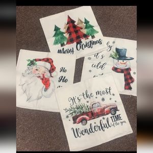 Set of 4 Vintage retro Christmas Santa 18x18 Pillow Covers